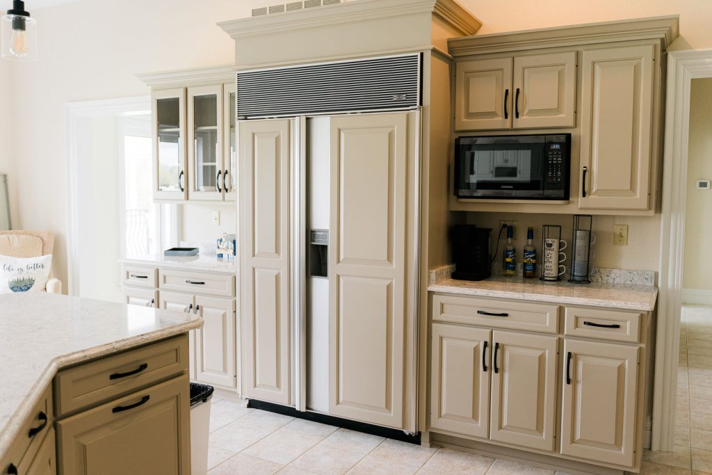 Kitchen Cabinet that was repainted by a professional painting company. 