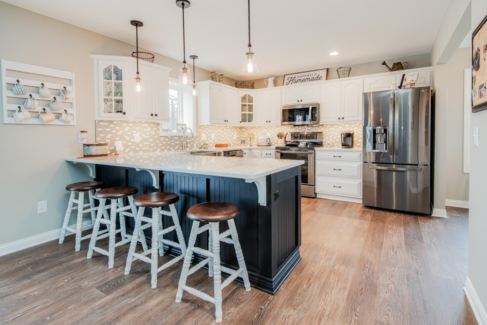 PMV - Blog - Top 10 Kitchen Cabinet Colors 2024 2 PMV - Blog - Top 10 Kitchen Cabinet Colors 2024 2