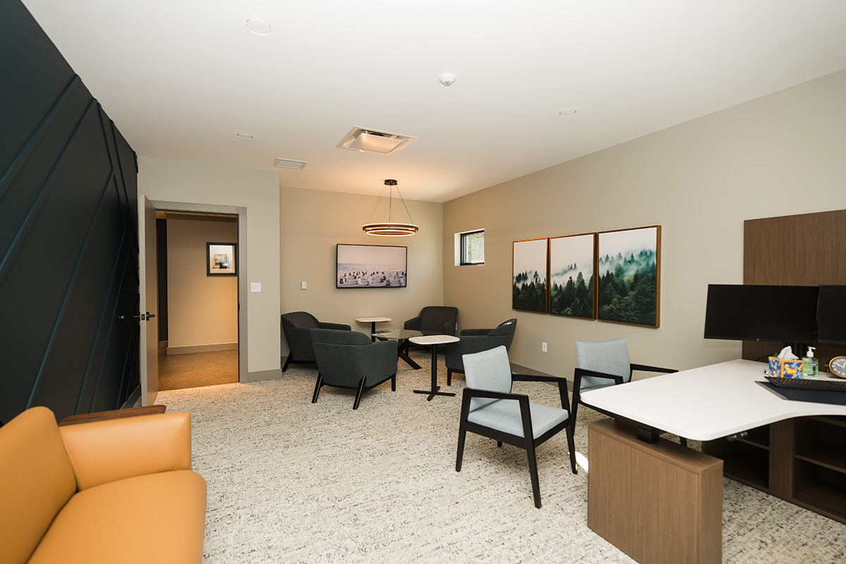 PMV Painting - Project Highlight - How Modern Office Paint Colors Help Build Trust - Image 4